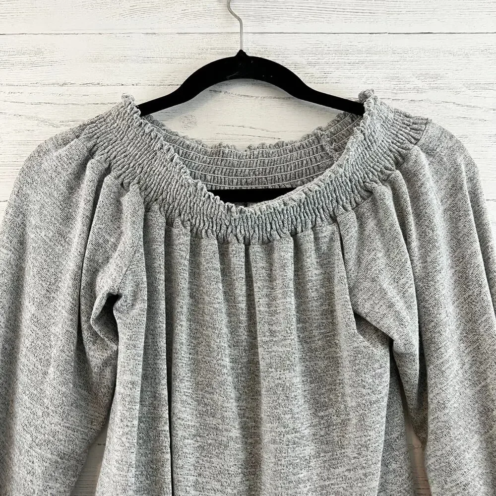 Honey Punch Heather Gray Off Shoulder Knit Top Size S